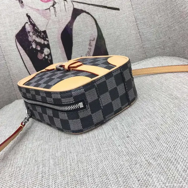 Fashionrepsfam ru LV Bags 1906BL0059 0516